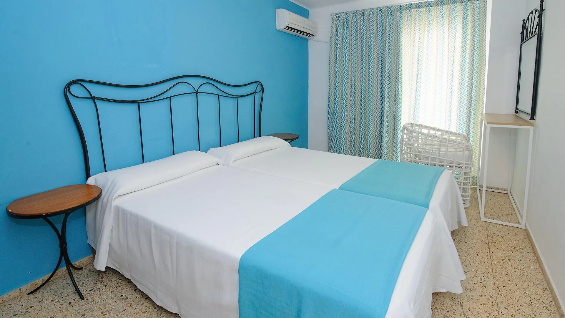 ** Apartment Aparthotel Boutique Poniente Playa Sant Antoni de Portmany Spanien