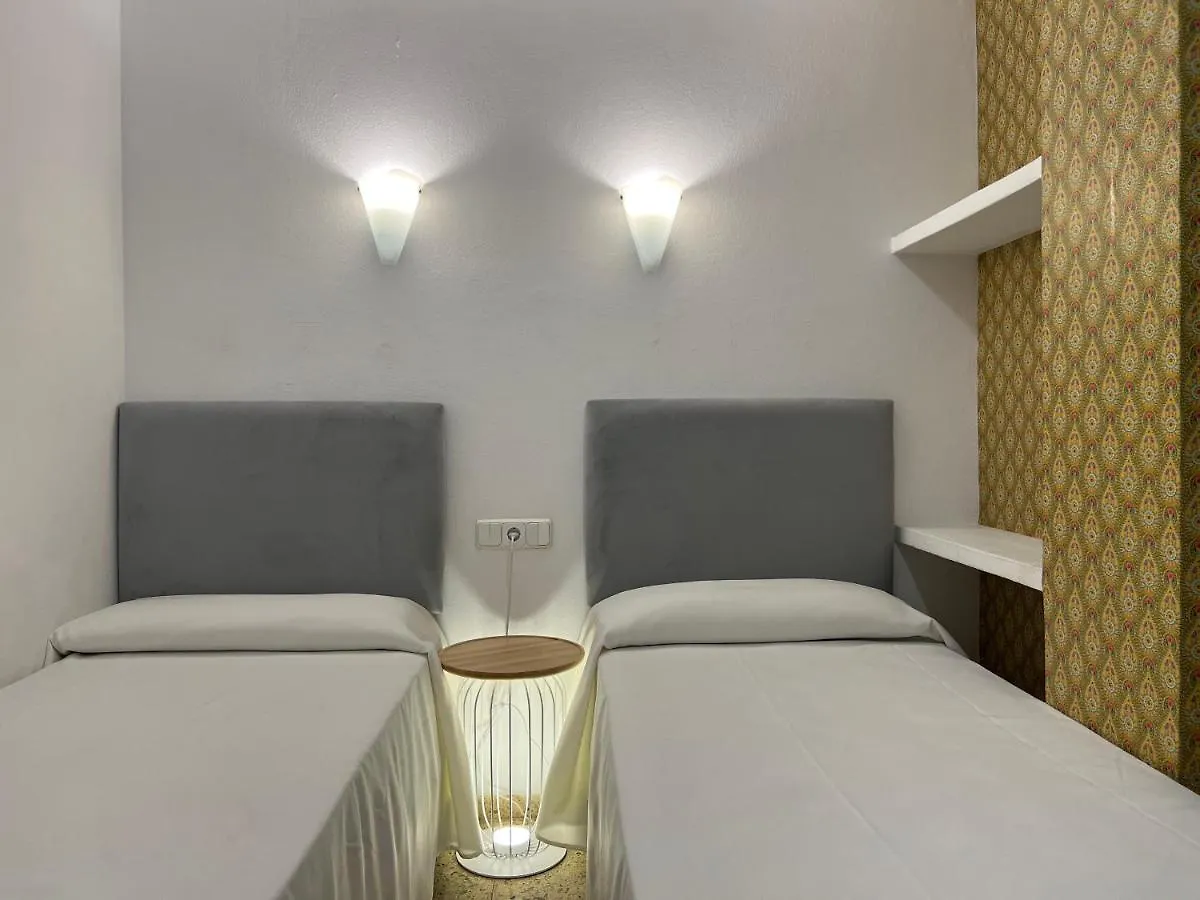 Aparthotel Boutique Poniente Playa Σαν Αντόνιο 2*,